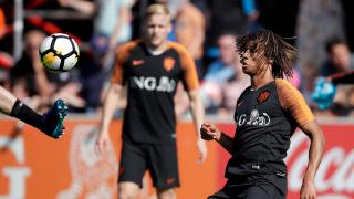 De trainingsstage van Nathan Aké